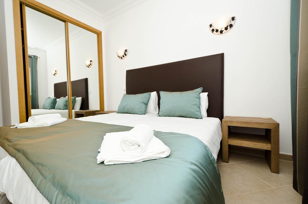 Fairviews Villa On Boavista Golf Resort Lagos Kamer foto